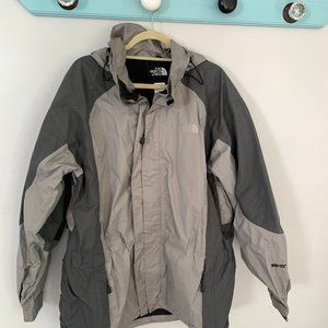 Men's Gray and Black Goretex Snow Coat in size XL Northface